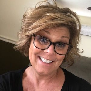 Meet your Posher, Candy